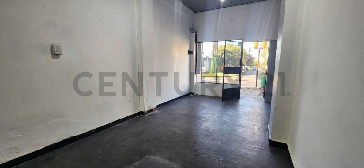 Foto de Alquiler Local Comercial 3 x 7 m | Excelente Ubicación sobre Brandsen |, imagen 2