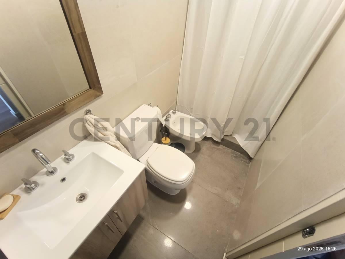 Foto de VENTA DE OFICINA CON TERRAZA PRIVADA, Ituzaingó centro Norte, imagen 4