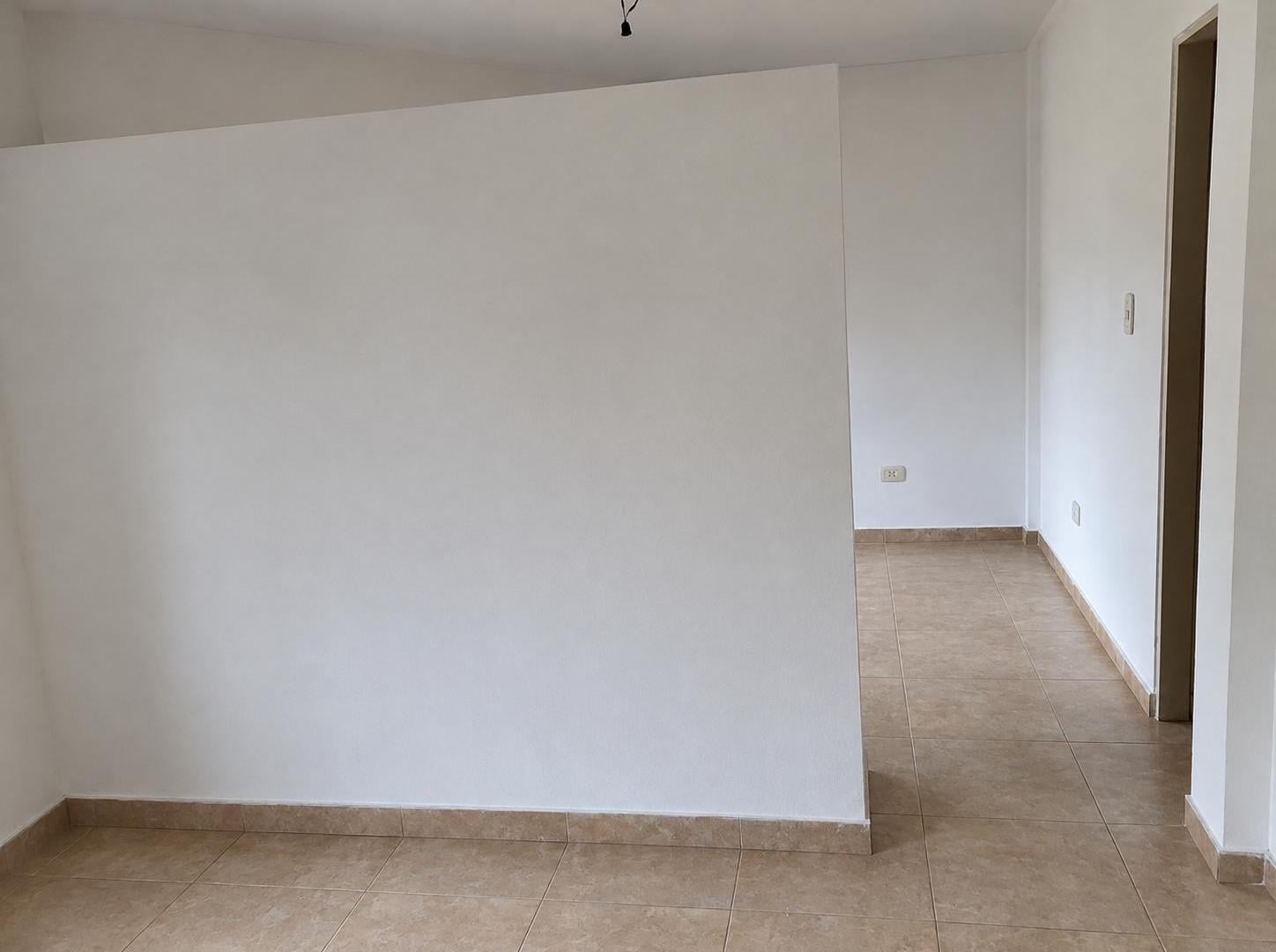 Foto de Monoambiente en Alquiler en Castelar Sur, imagen 4