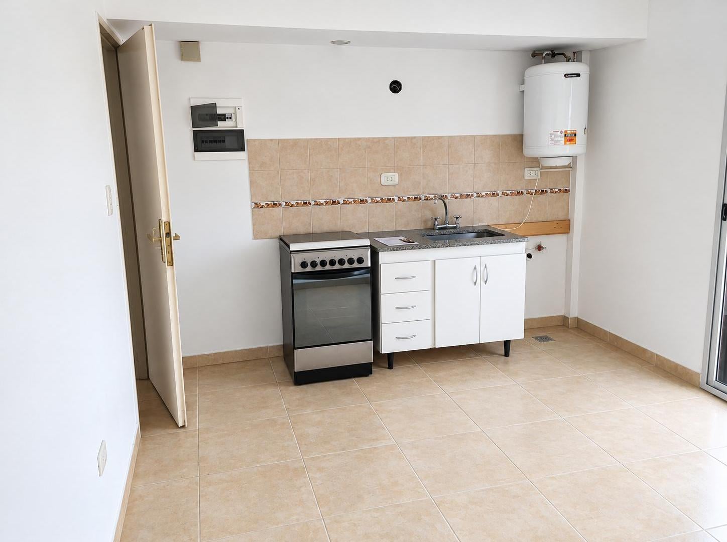 Foto de Monoambiente en Alquiler en Castelar Sur, imagen 2
