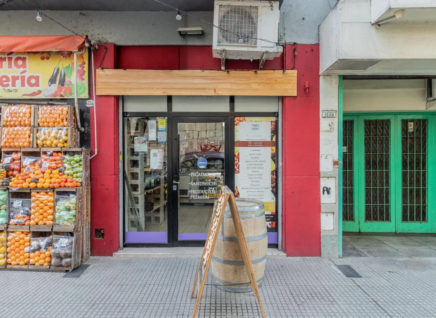 Venta local A LA CALLE  y SIN EXPENSAS, Villa Gral Mitre/Paternal/Caballito 4