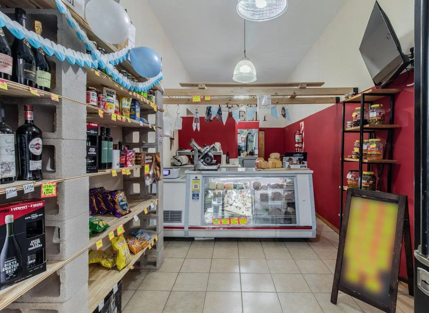 Venta local A LA CALLE  y SIN EXPENSAS, Villa Gral Mitre/Paternal/Caballito 5