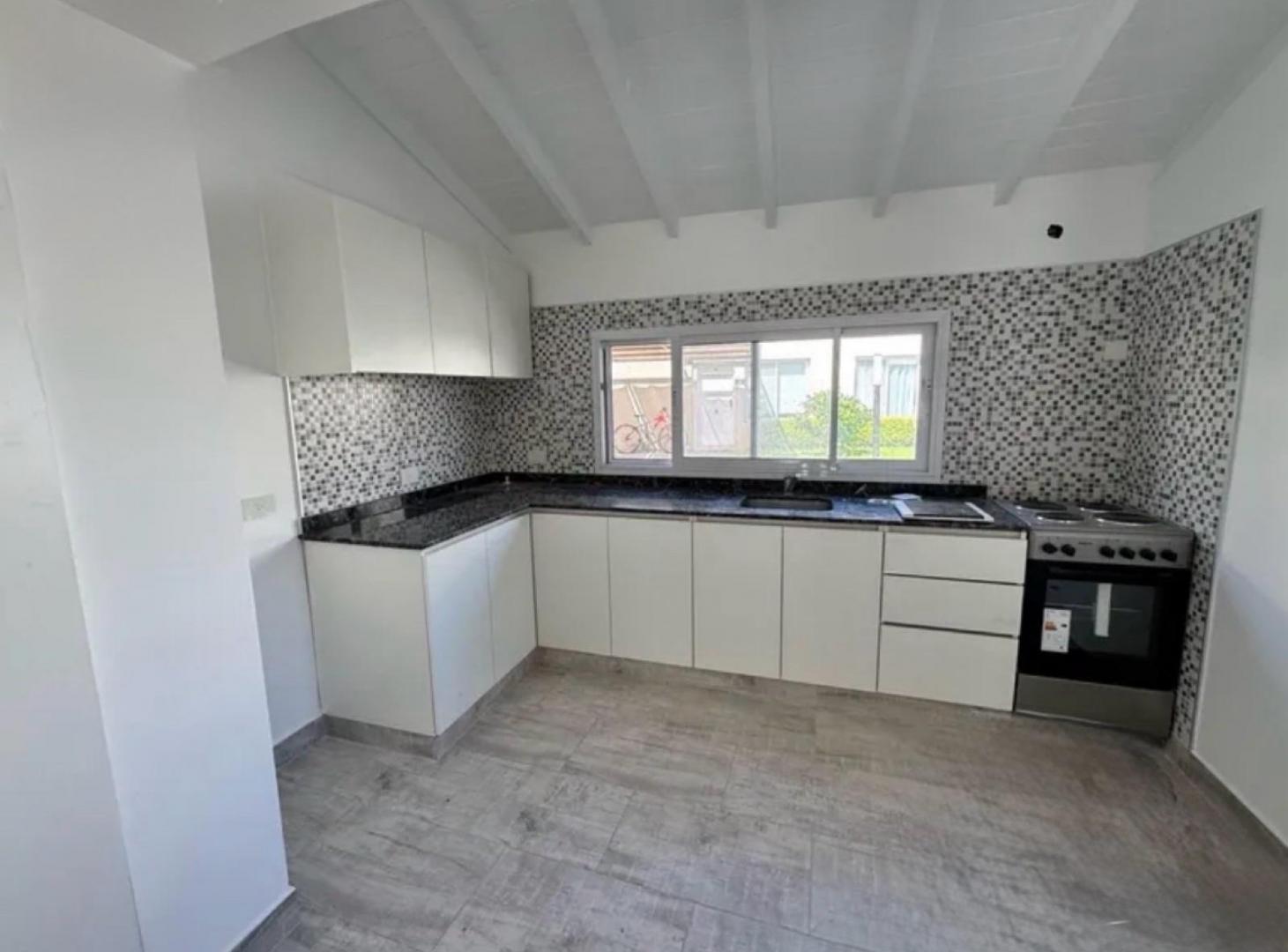 DUPLEX venta DEPARTAMENTO 3 ambientes Pilar 75 mts pileta parrilla jardín apto crédito bancario