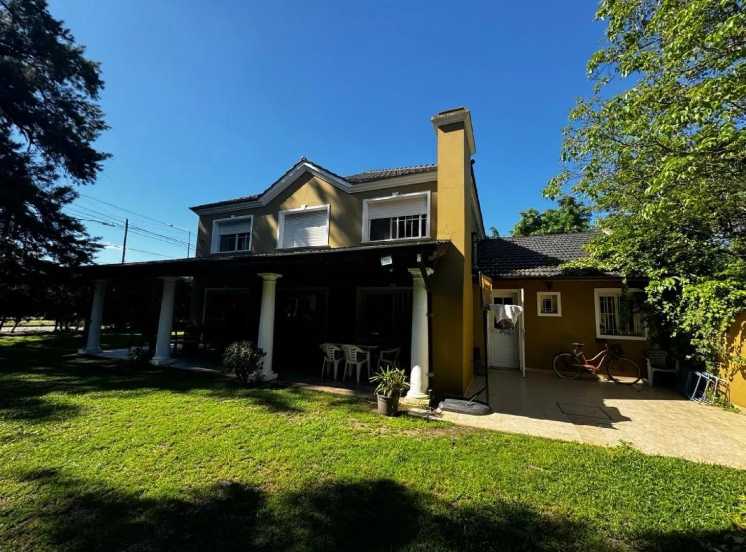Casa -venta Belen De Escobar 4 dormitorios jardín pileta galería parrilla 5