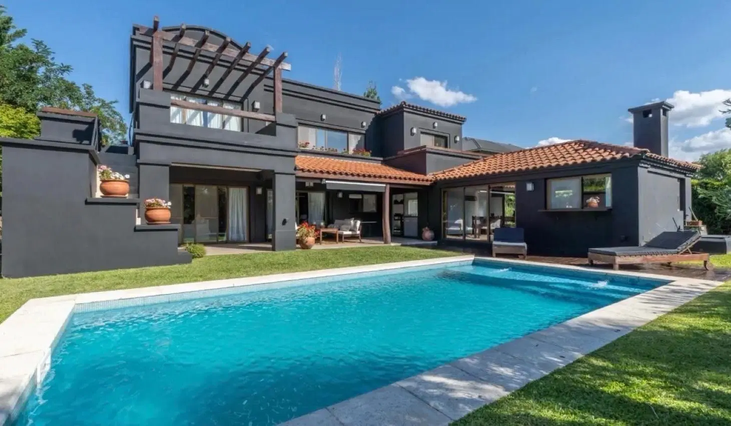 Casa - La Alameda Venta Nordelta 4 dormitorios pileta galería parrilla escriturada apto crédito 1