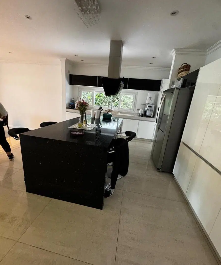 VENTA CASA NORDELTA los alisos 5 AMBIENTES AL LAGO PISCINA JARDÍN  AMENITIES 5