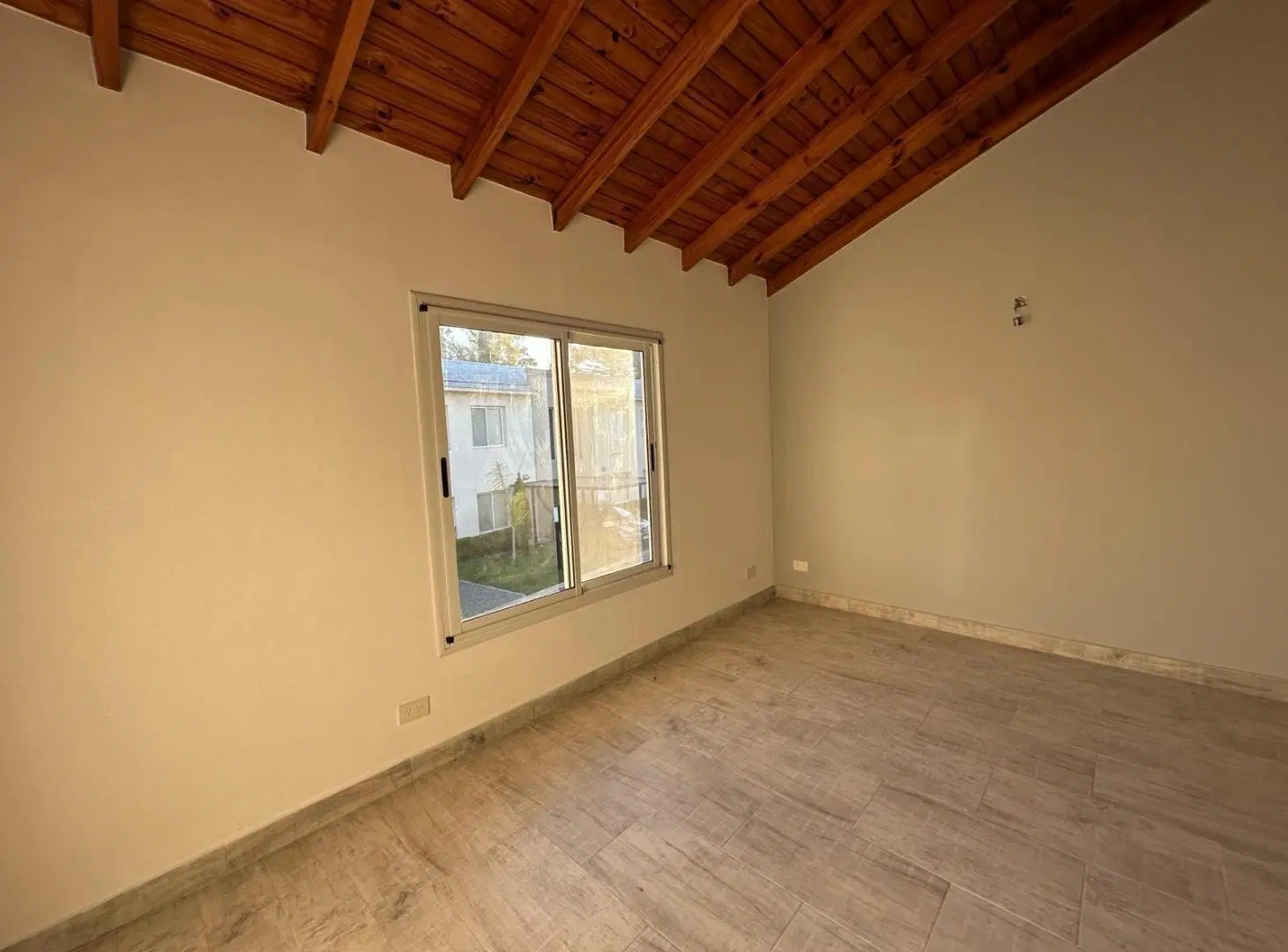 Departamento venta La Fernanda pilar 3 ambientes patio parrilla individual sum pileta seguridad 5