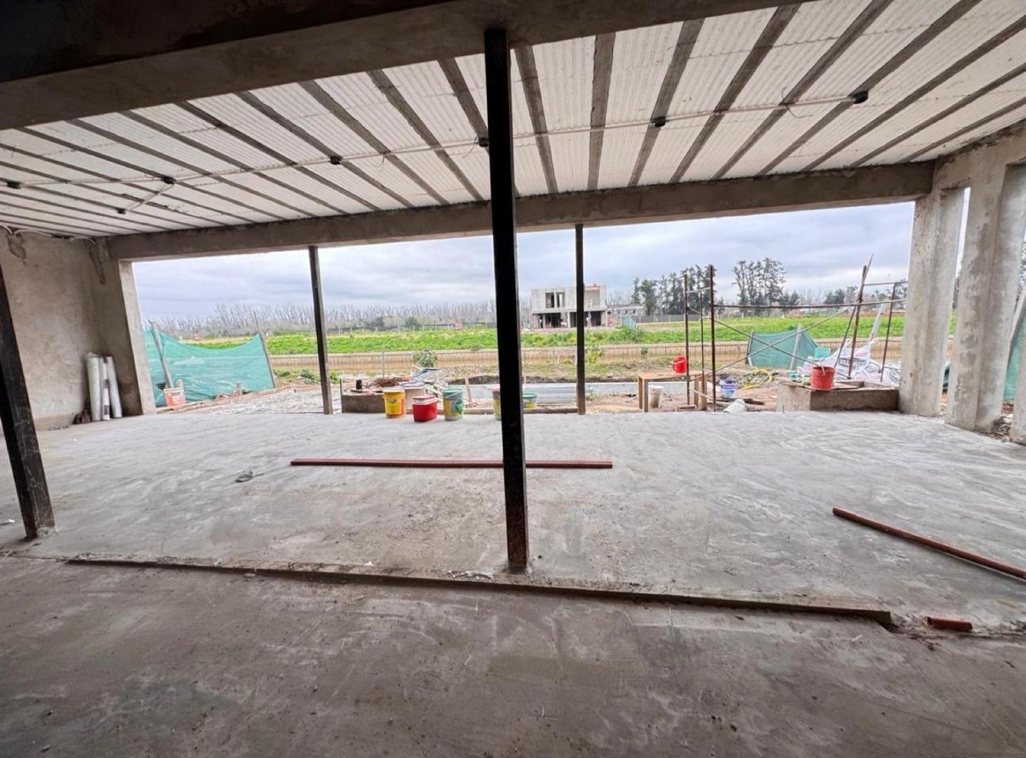 Foto de Casa vena El Canal 4 dormitorios pileta galería parrilla salida al río, imagen 3