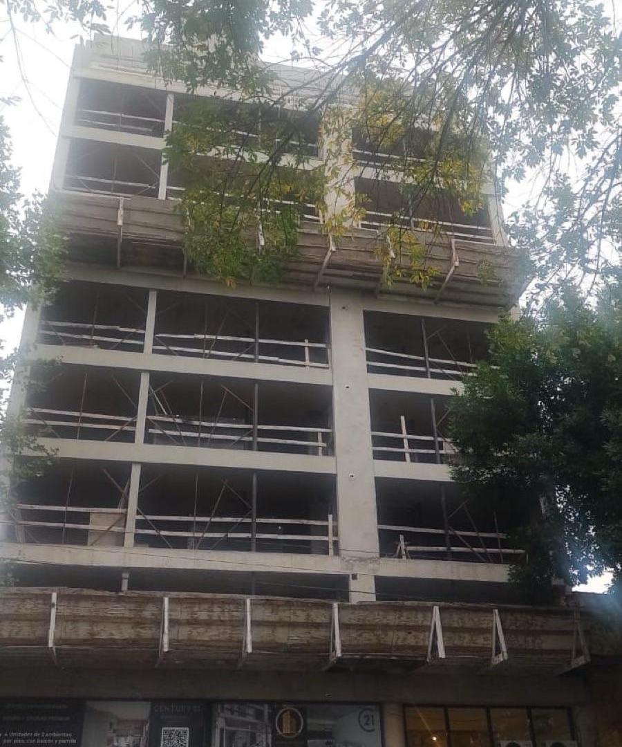 Foto de DEPARTAMENTO VENTA Parque PATRICIOS 2 AMBIENTES Piso 2 FRENTE BALCON, imagen 1
