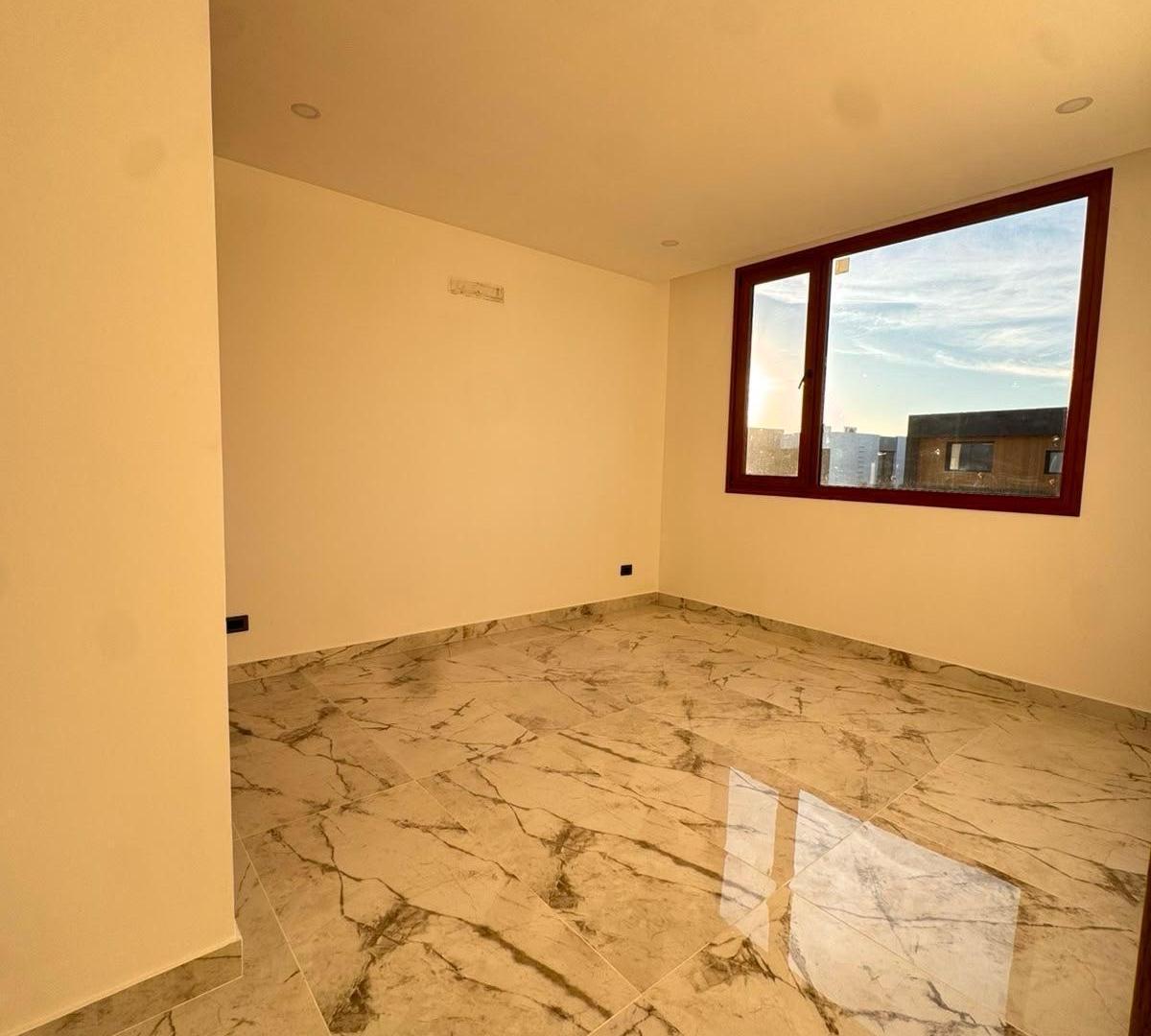 Foto de Casa - El Canal venta 5 dormitorios pileta galería muelle amarra, imagen 3