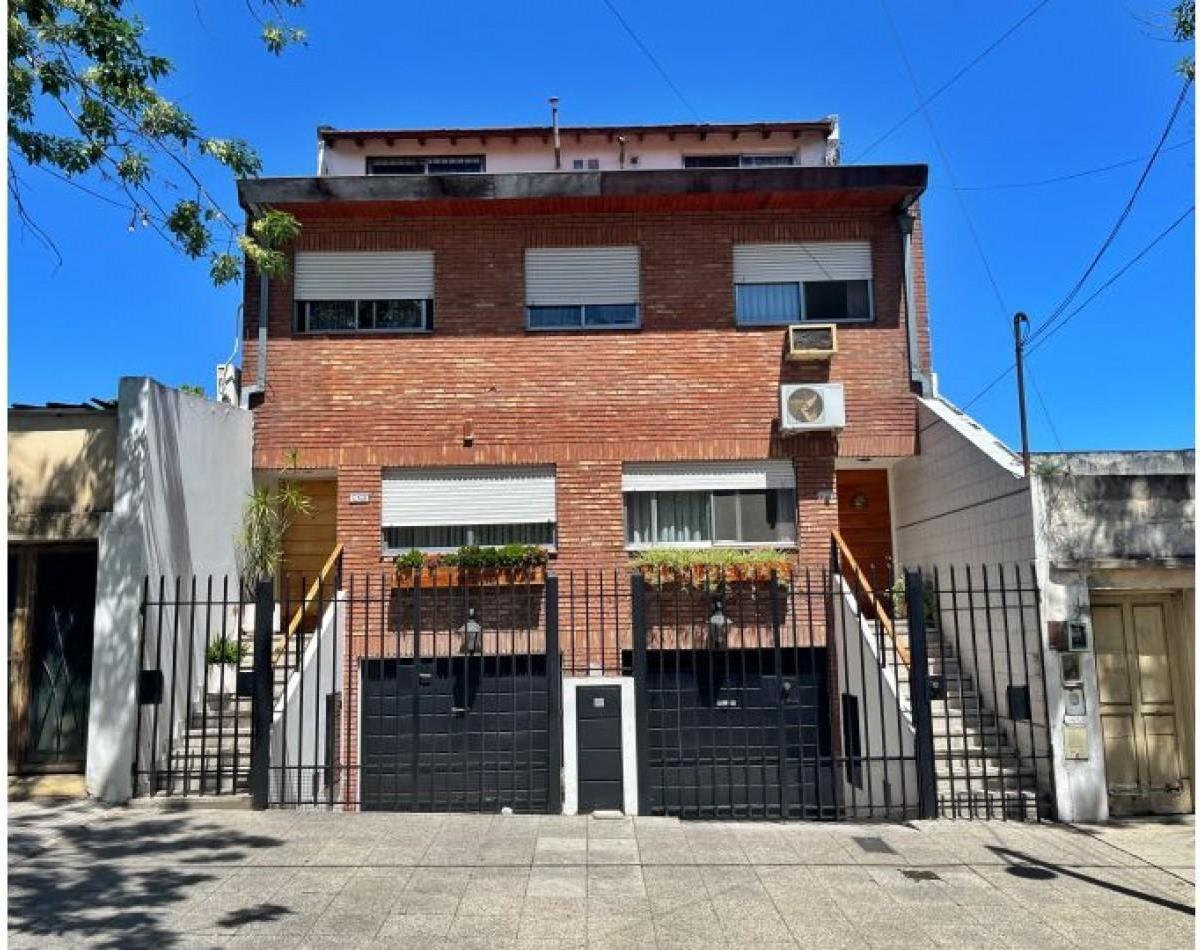 Venta Triplex Parque Avellaneda 5 Ambientes con Patio/ Apto Credito 4