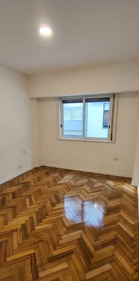 ALQUILER DEPARTAMENTO OLIVOS 4 AMBIENTES CON COCHERA 1