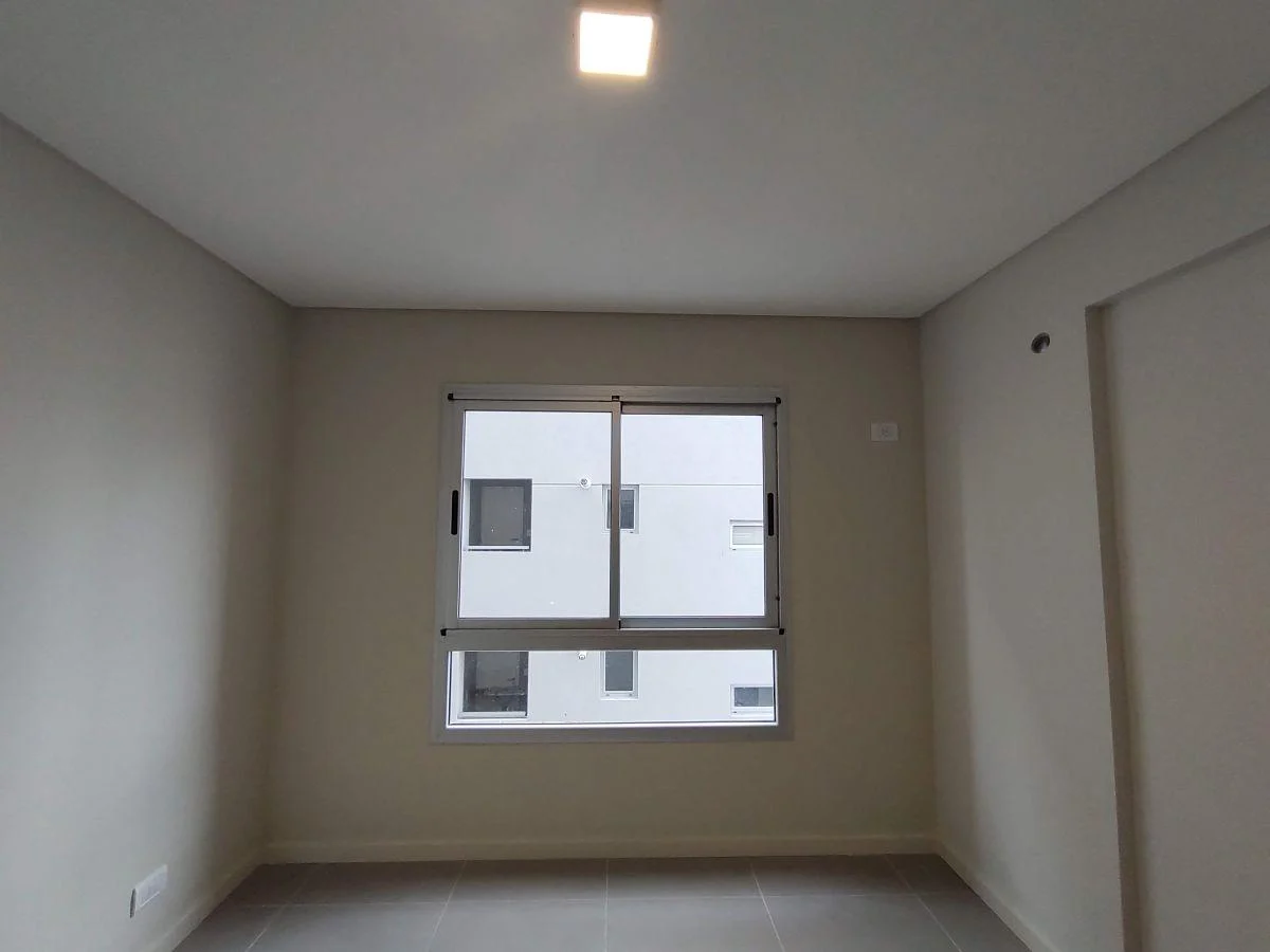 Foto de DEPARTAMENTO 2 AMBIENTES A 2 CUADRAS DE LA ESTACIÓN DE VILLA BOSCH, imagen 3