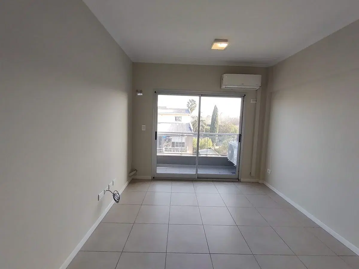 HERMOSO DEPARTAMENTO DE 2 AMBIENTES.
VILLA BOSCH 3