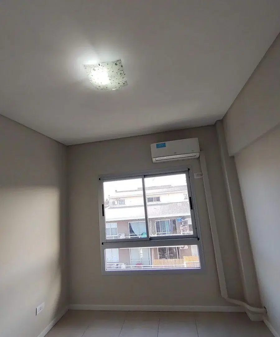 HERMOSO DEPARTAMENTO DE 2 AMBIENTES.
VILLA BOSCH 5