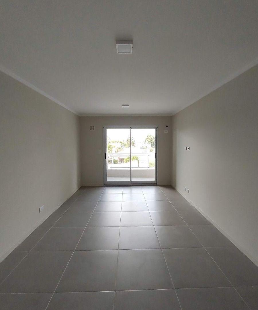 EXCELENTE DEPARTAMENTO DE 2 AMBIENTES
