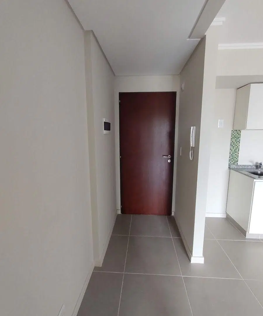 EXCELENTE DEPARTAMENTO DE 2 AMBIENTES 4