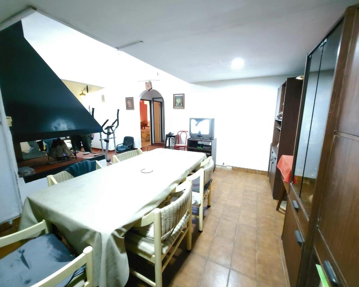 Se Vende Departamento de 4 Ambientes en San Cristobal 5