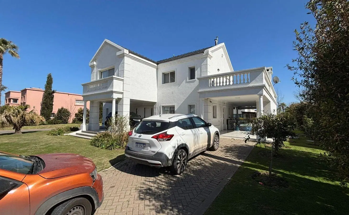 Casa en Miraflores (Funes Hills) 2