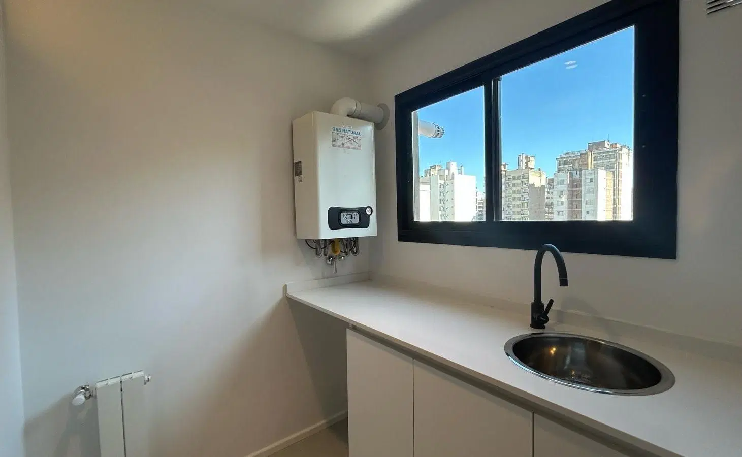 Departamento de 3 dormitorios reciclado a nuevo en el CENTRO 3
