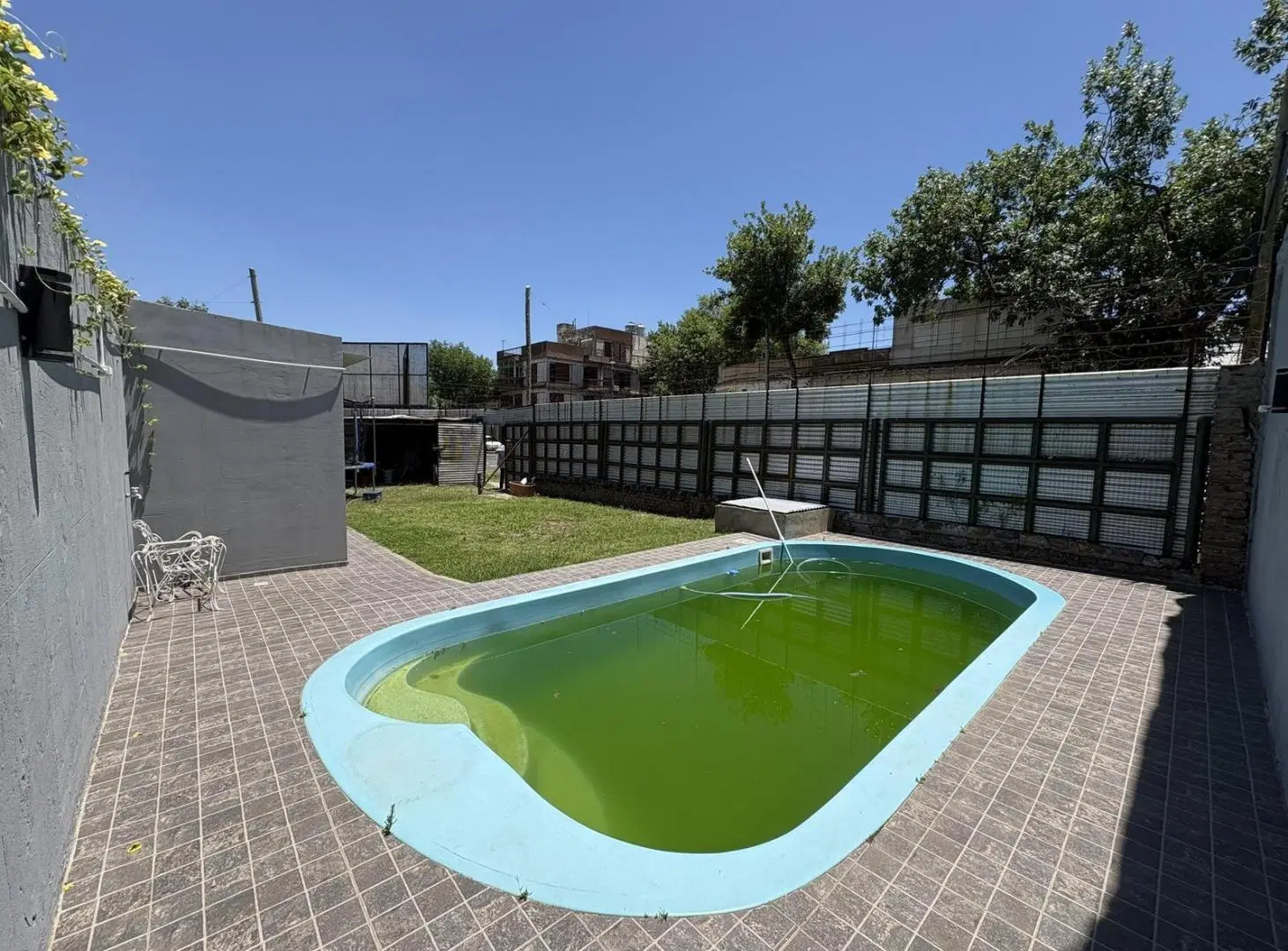 Terreno en General Jose de San Martin 2