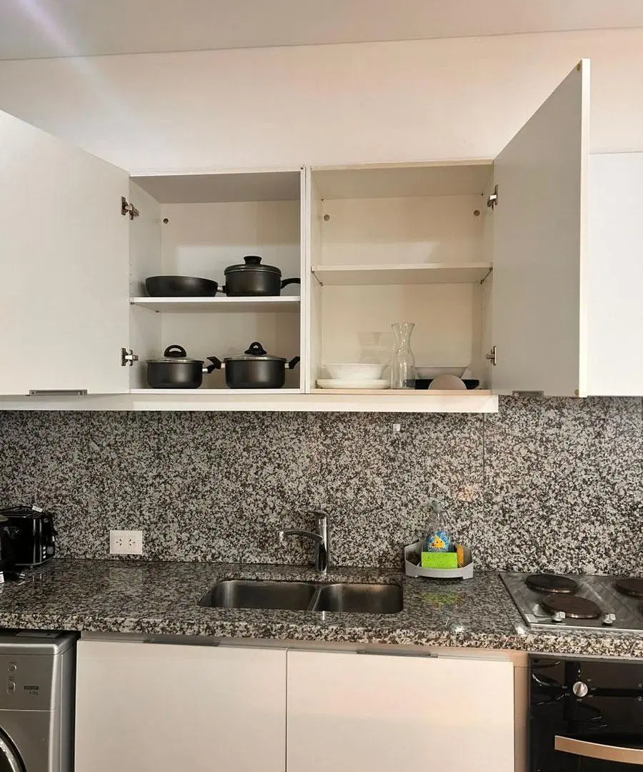Departamento de 1 dormitorio AMOBLADO con cochera y balcón con vista al río en Forum Candido Carball 5