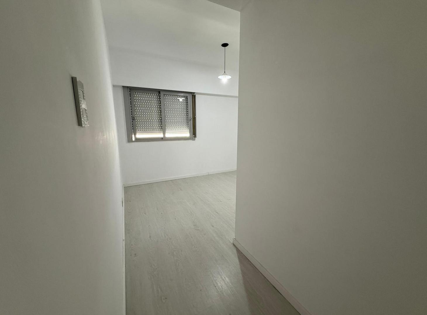 Foto de Departamento 2 Dormitorios, Dorrego 1600, Balcon al frente, Apto, imagen 5