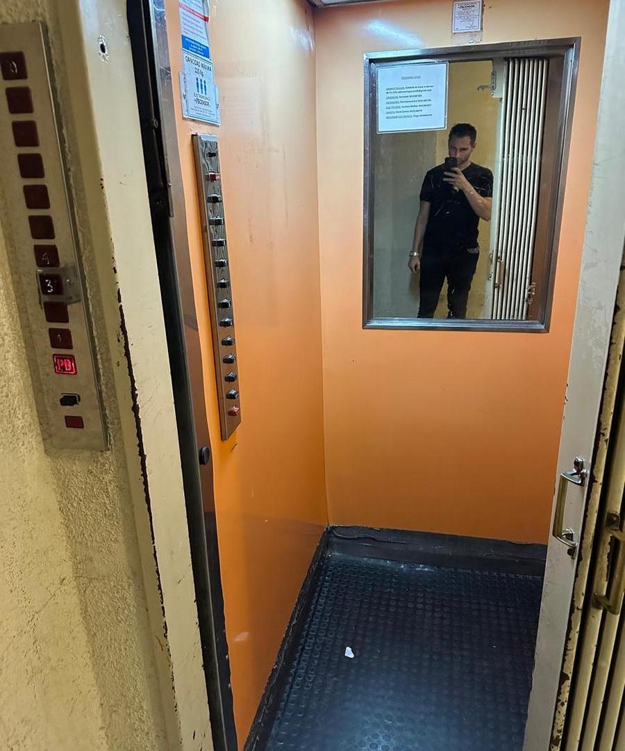 Foto de Departamento 2 Dormitorios, Dorrego 1600, Balcon al frente, Apto, imagen 4