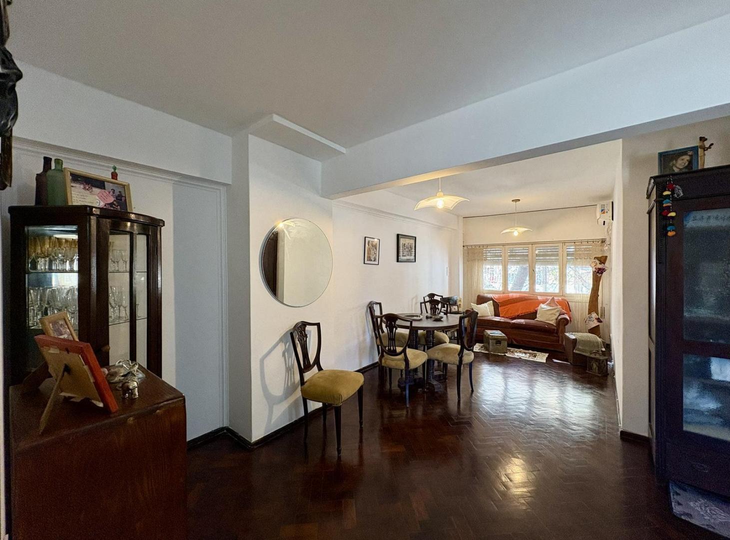 Foto de DEPARTAMENTO DE ESCALERA EN PISO EXCLUSIVO CON 3 DORMITORIOS, imagen 4