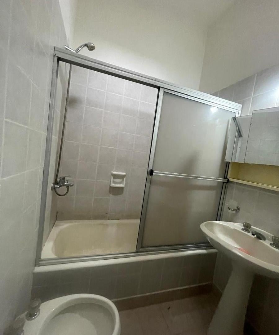 Foto de Casa 2 Dorm cochera Arroyito, imagen 4