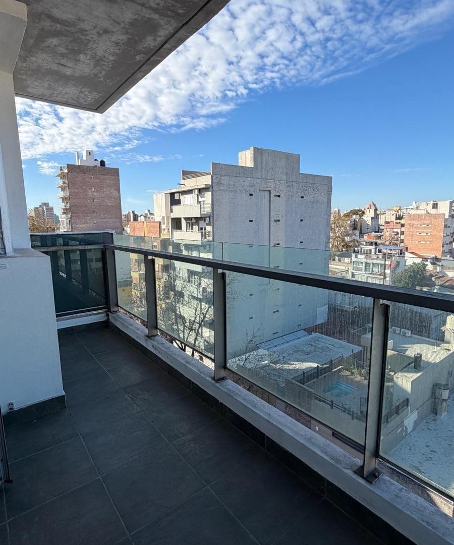 Foto de Departamento en Alquiler - 1 Dormitorio con dos balcones frente y, imagen 2