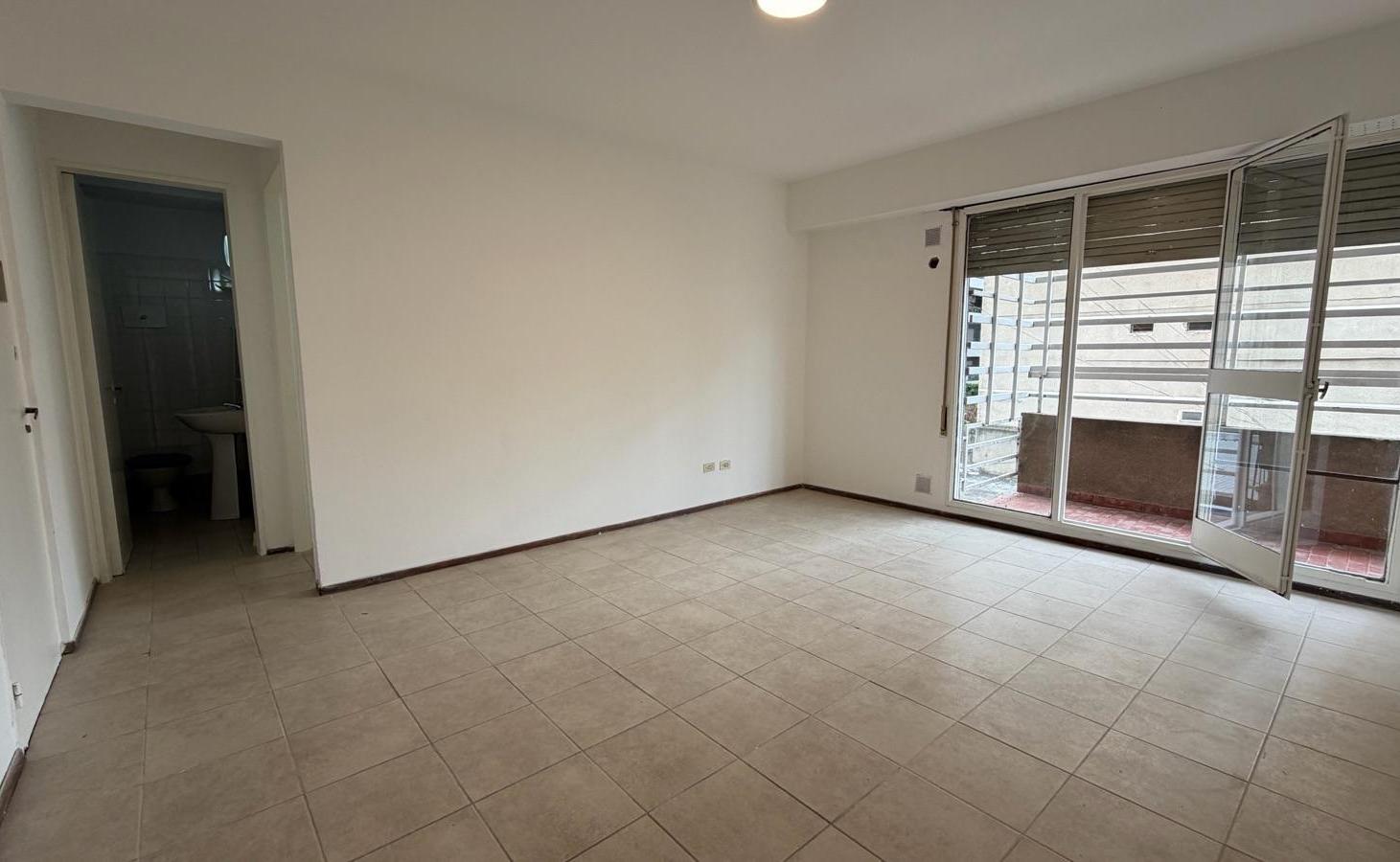 Foto de Departamento en Centro con balcon ALQUILER, imagen 2