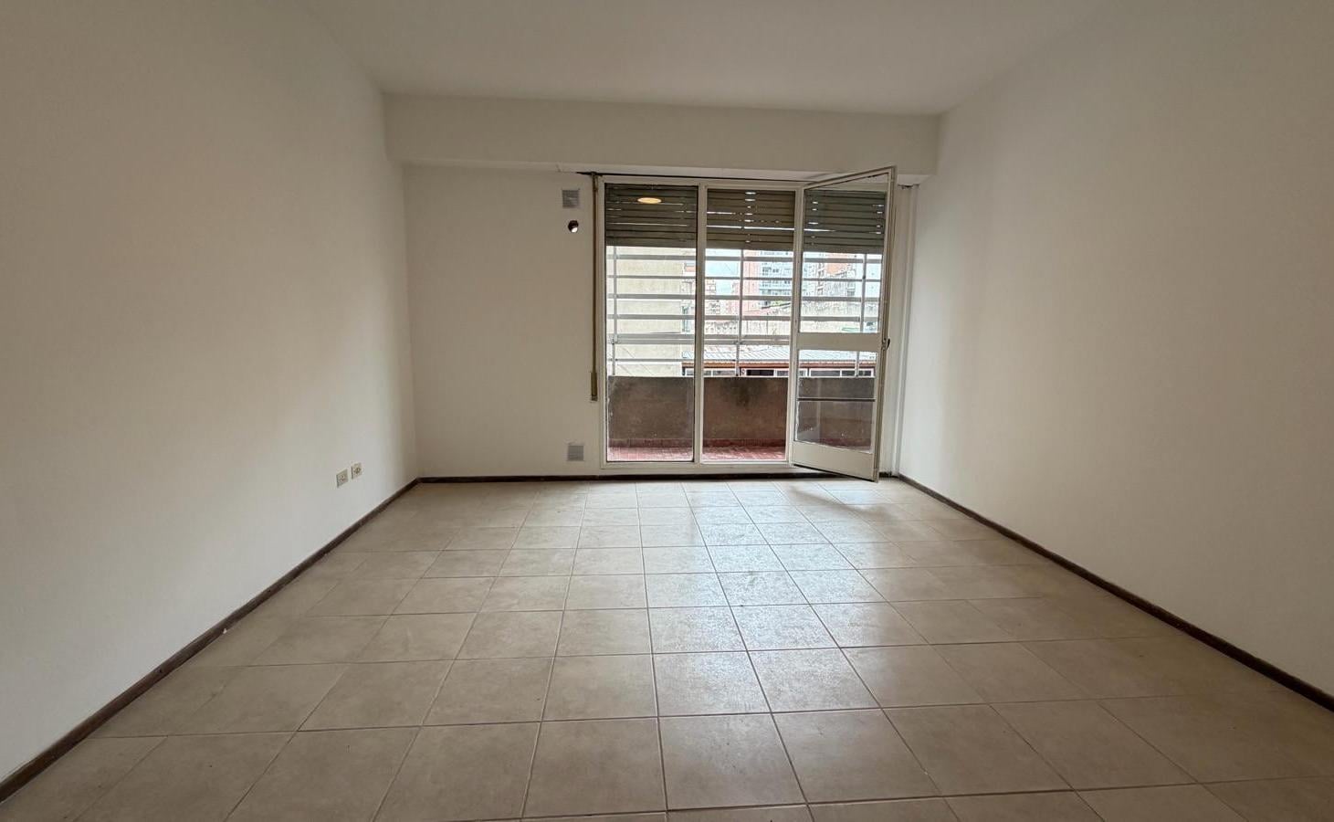 Foto de Departamento en Centro con balcon ALQUILER, imagen 3