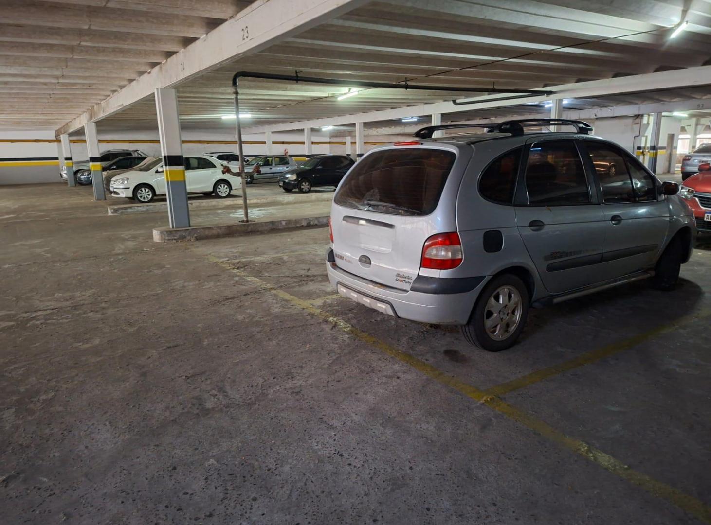 Foto de Venta de Cochera centro, muy cómoda en pleno paseo del siglo, imagen 3