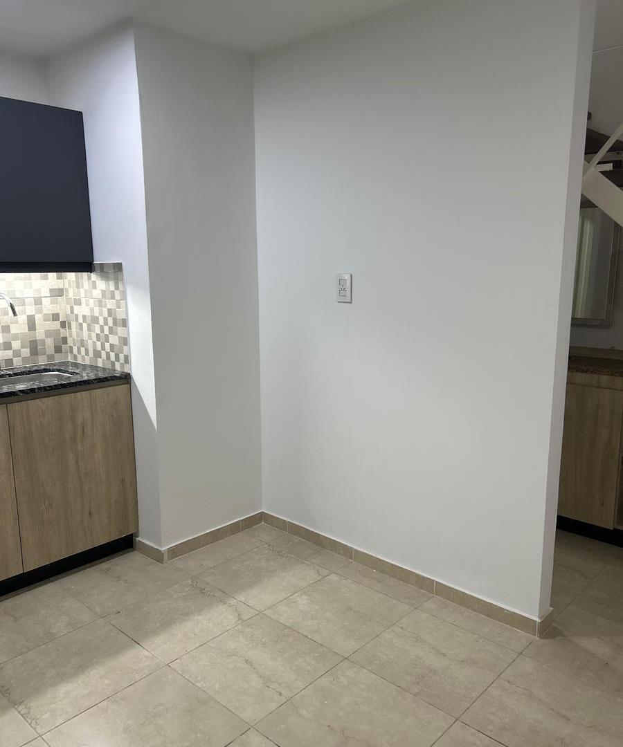 Foto de Venta departamento duplex un dormitorio cocina comedor baño completo y, imagen 3