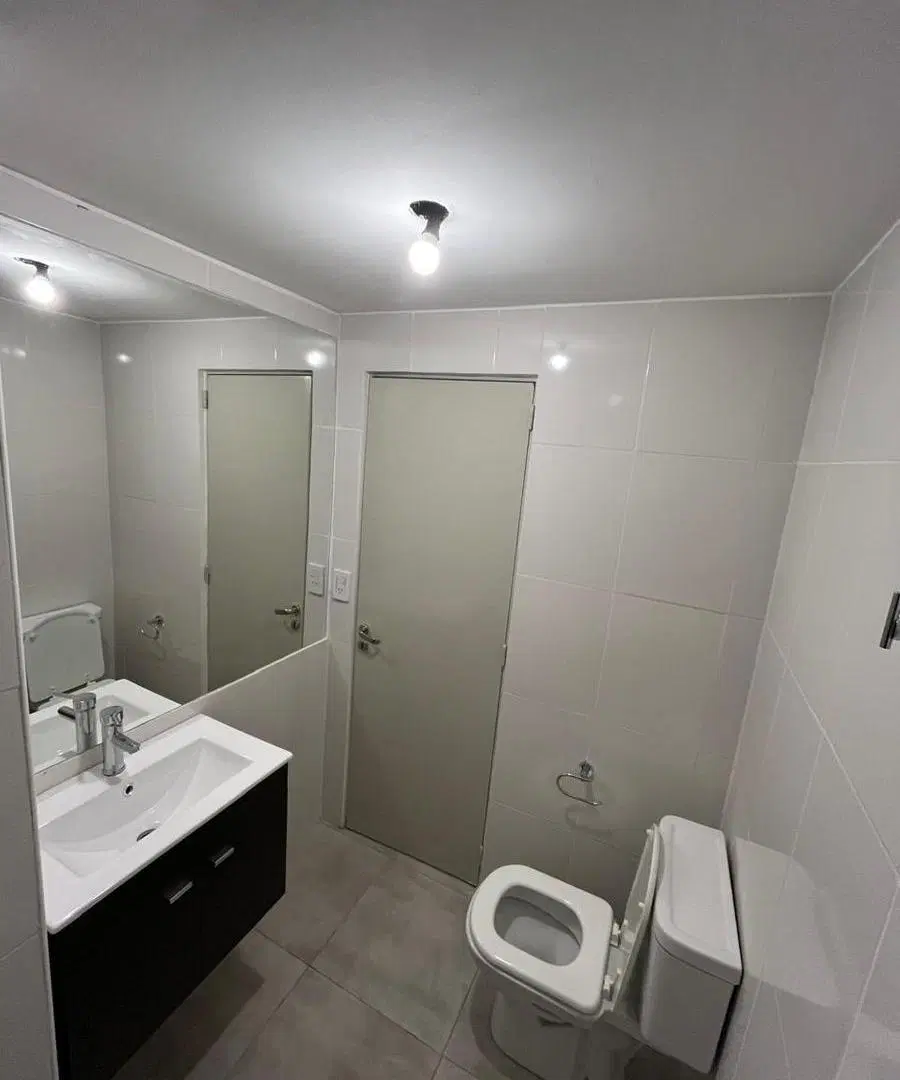 Departamento en monoambiente en Alquiler con gas y balcón. 1