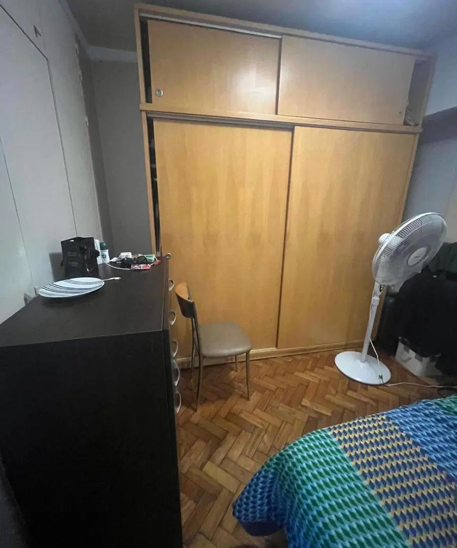 Departamento en alquiler dos dormitorios con balcón y cocina separada. 5