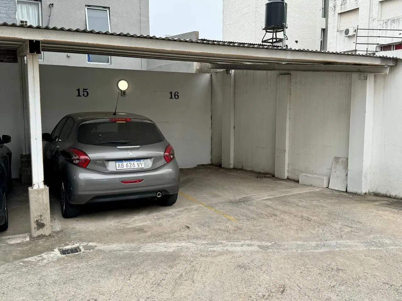 Cochera en alquiler, Barrio Echesortu. 3