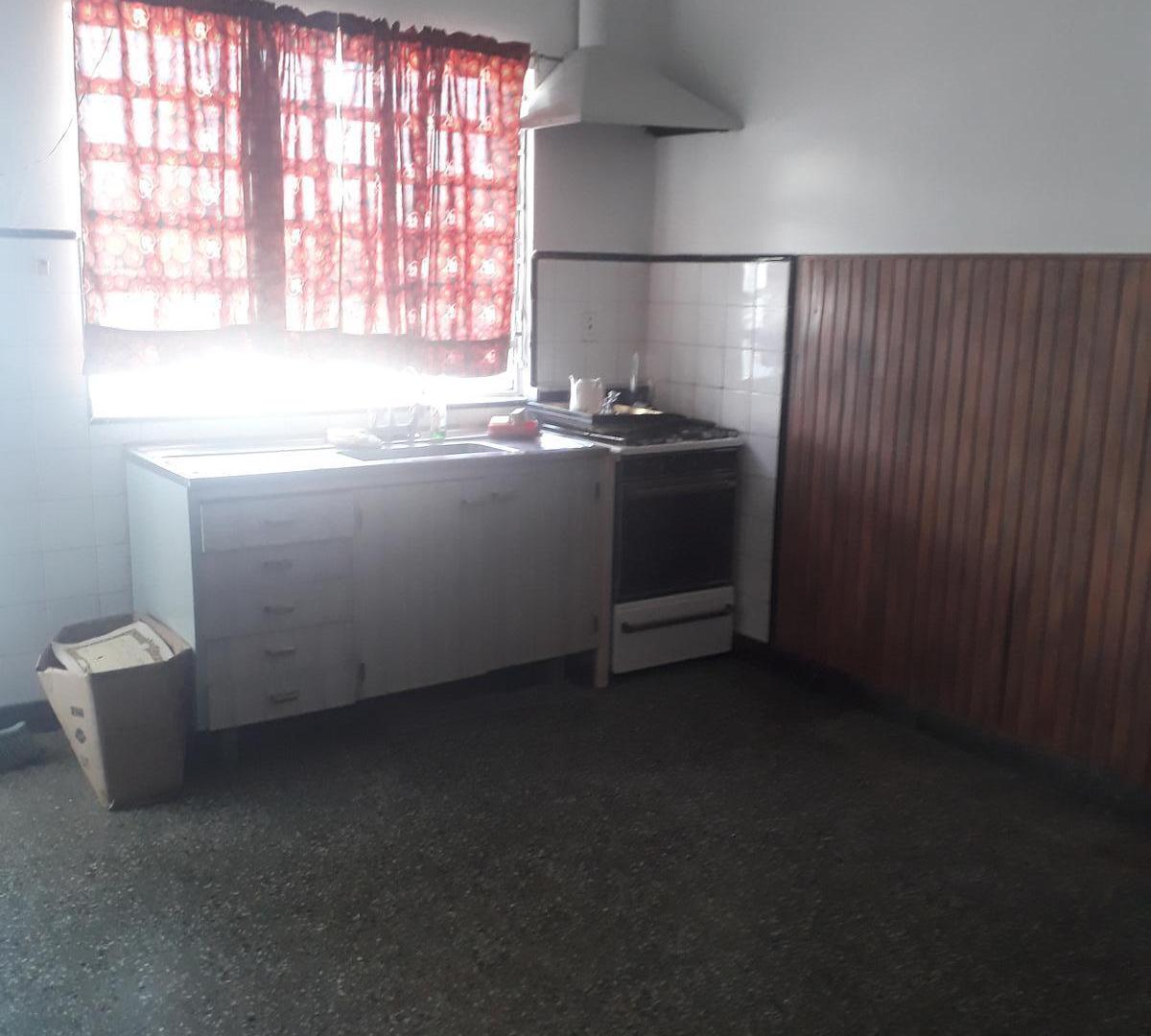 Foto de Casa con galpón y salón a la venta. Empalme Graneros., imagen 3