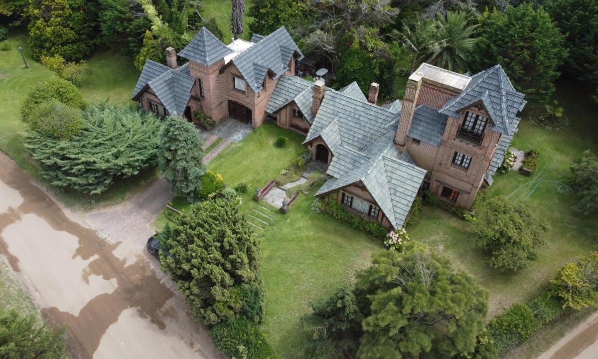 Exclusiva Esquina a 100 m del Mar Compuesta por 3 Lotes. Avutarda y Mimbre 1