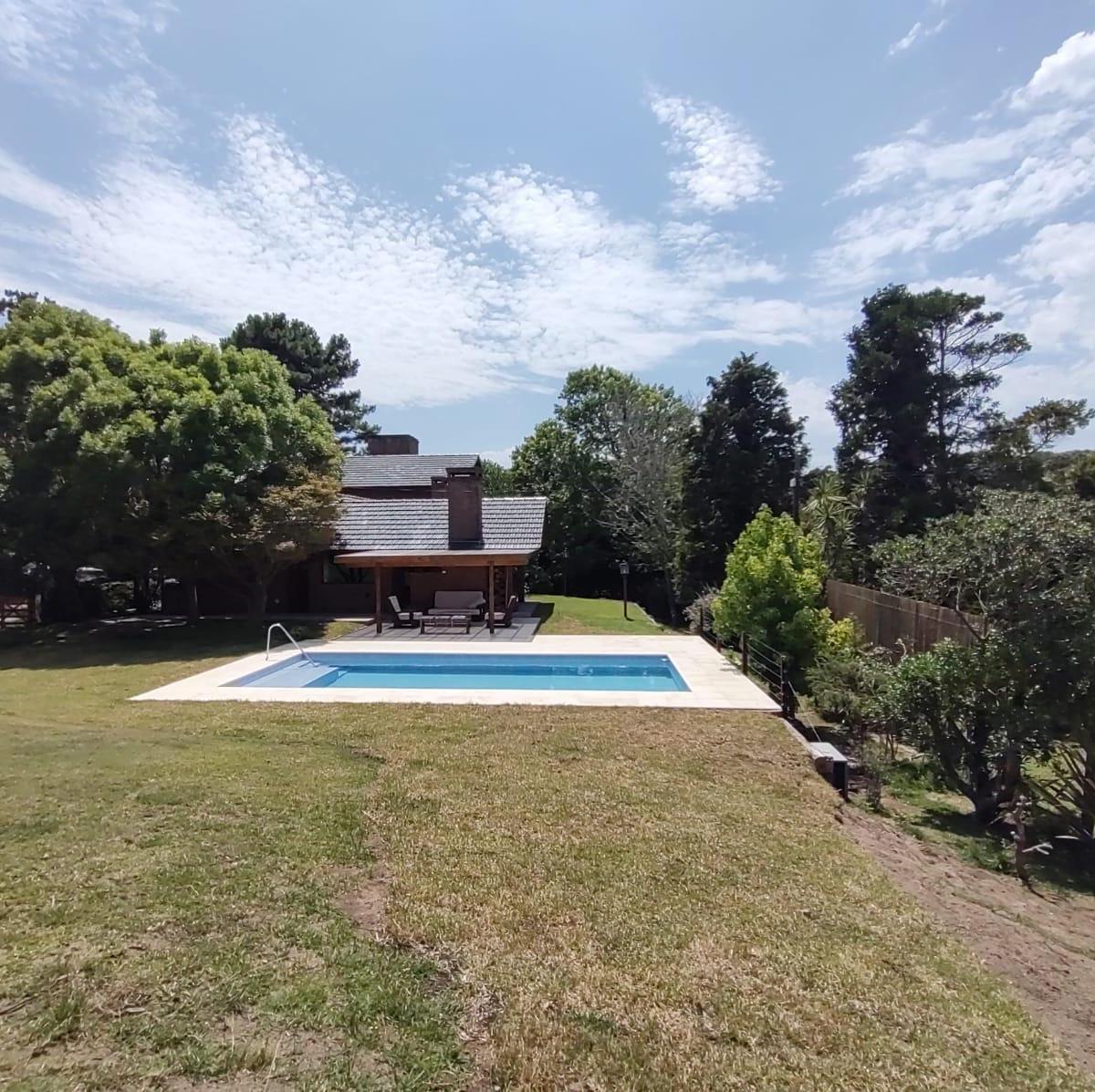 Regia Casa para dos familias en Pinamar