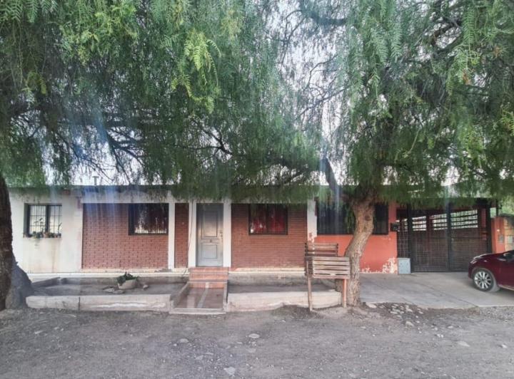 2 casa en Barrio privado del Challao 3