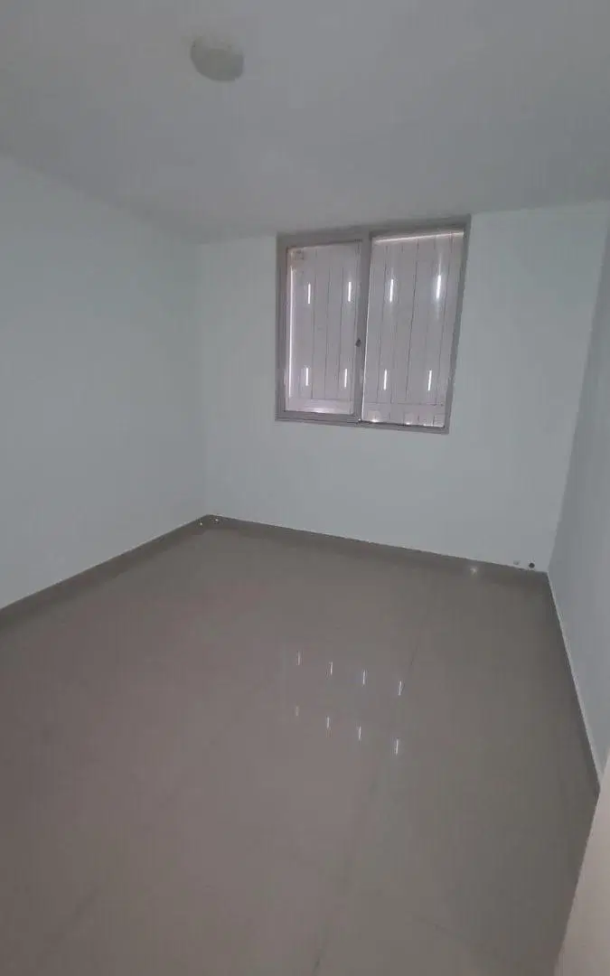 Alquiler, casa en barrio Beghin 5