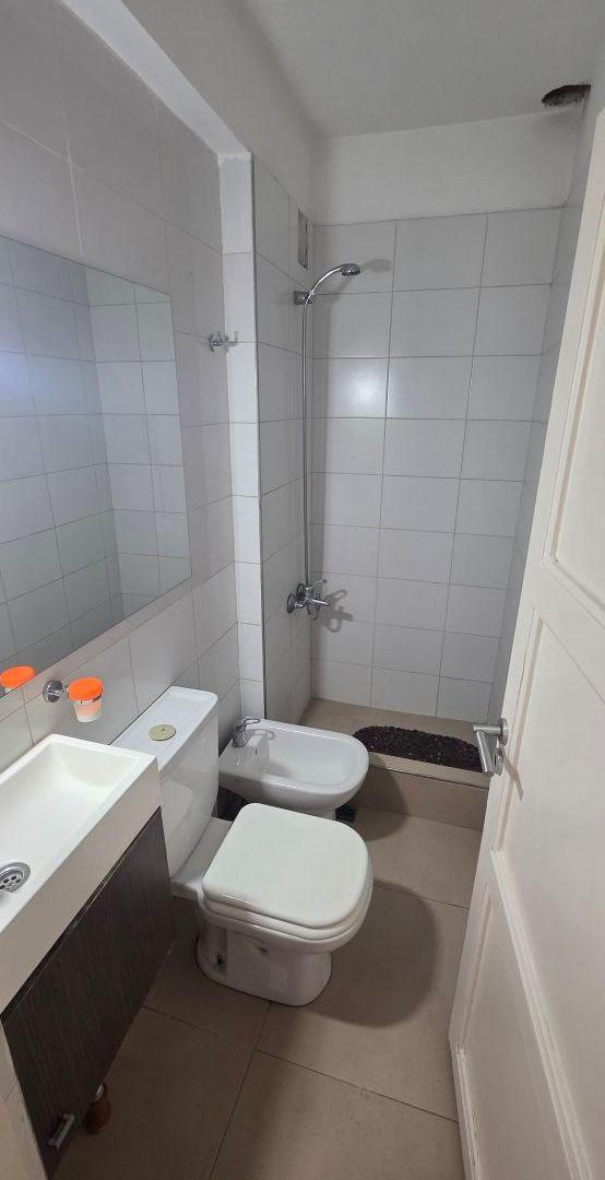 Foto de CASA EN ALQUILER – GODOY CRUZ, imagen 4