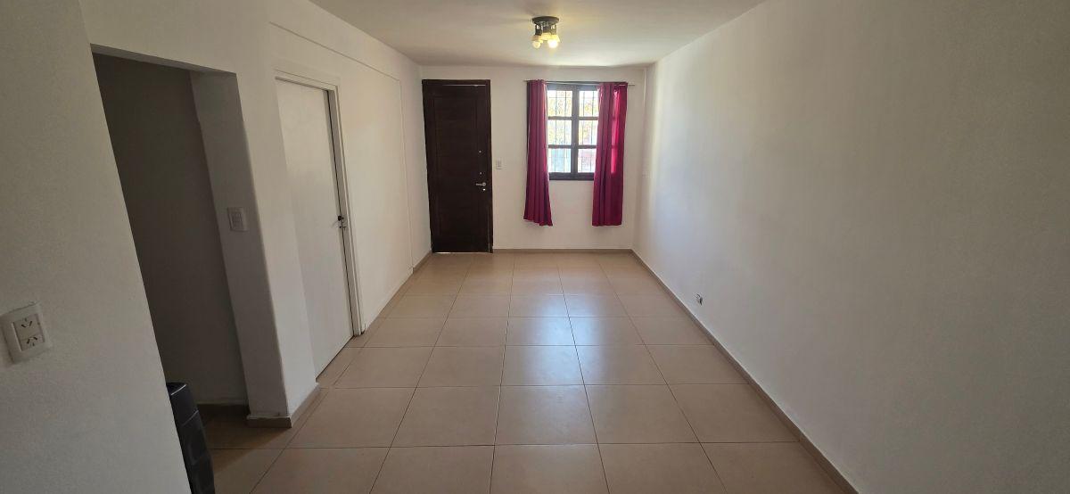 Foto de CASA EN ALQUILER – GODOY CRUZ, imagen 5