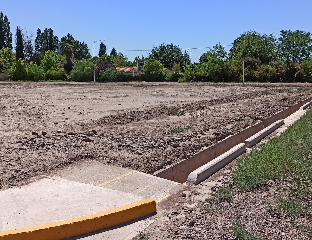 Lote · Russell · Maipú · 300 m² 4