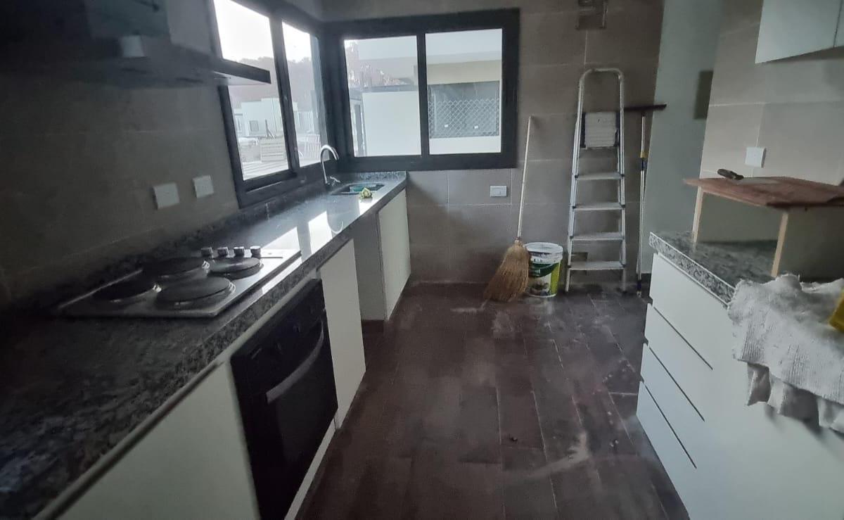 Duplex · B. Privado · 2 Dor 3 Baños 1