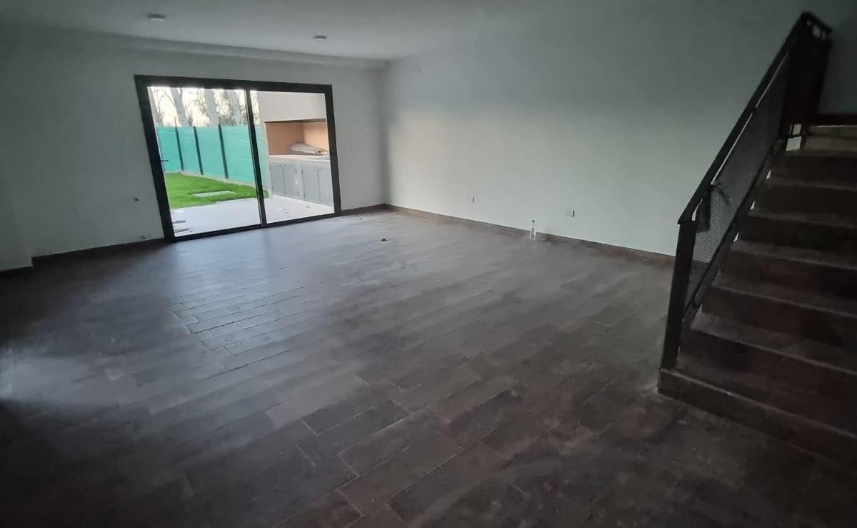 Duplex · B. Privado · 2 Dor 3 Baños 5