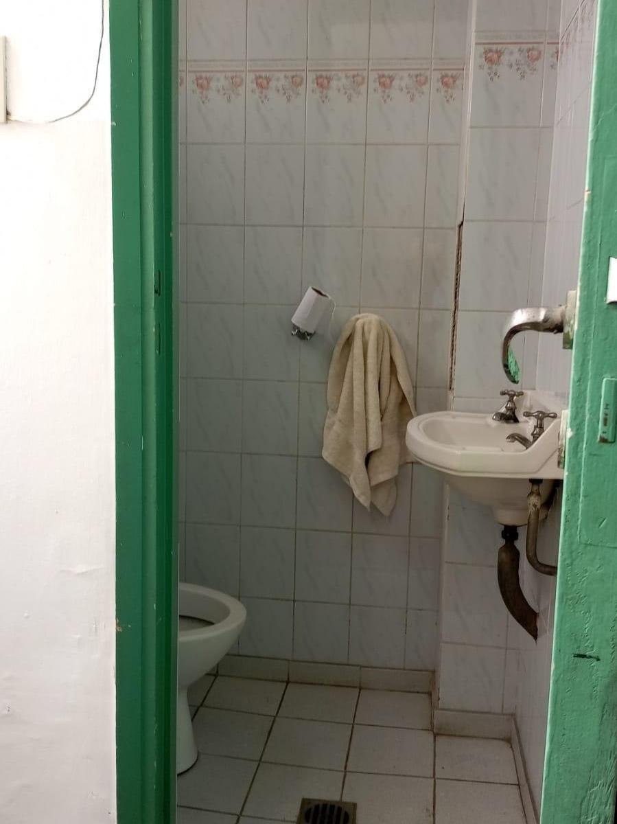 Vende - Amplio Departamento - C/san Martin - Ciudad - Mendoza 5