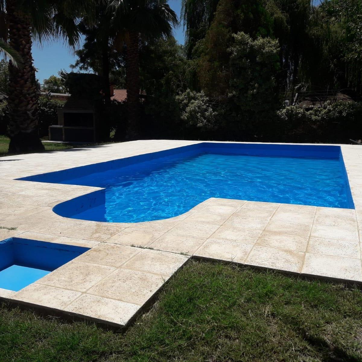 Casa Quinta · Venta · 1.630 m² de Terreno· Guaymallen · 3 Dorm. 3